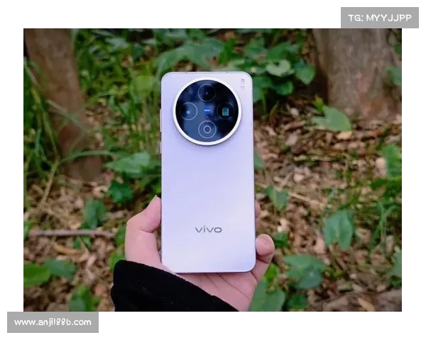 vivo X200s正式发布:天玑9400+移动平台,搭配蔡司潜望式长焦,3699元起 vivo X200s正式发布:天玑9400+移动平台,搭配蔡司潜望式长焦,3699元起