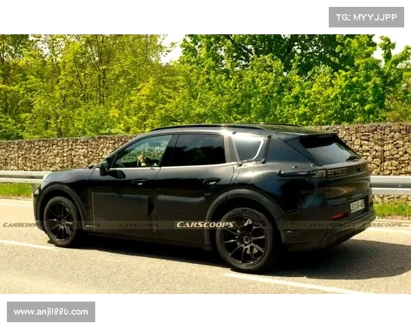 全新保时捷Cayenne Coupe EV谍照曝光 定位性能超混动旗舰 全新保时捷Cayenne Coupe EV谍照曝光 定位性能超混动旗舰